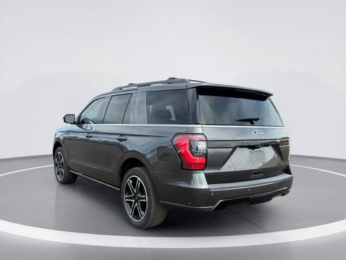 Used 2021 Ford Expedition Limited AWD/4WD image 3
