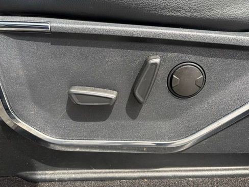 Used 2024 Ford F150 Lariat AWD/4WD image 20