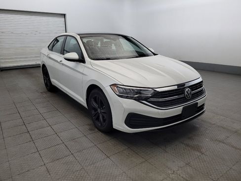 Used 2022 Volkswagen Jetta SE FWD image 13