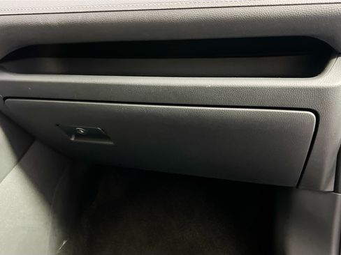 Used 2025 Toyota RAV4 LE FWD image 33