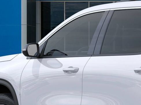 New 2026 Chevrolet Traverse LT w/ Sun and Wheel Package FWD image 12