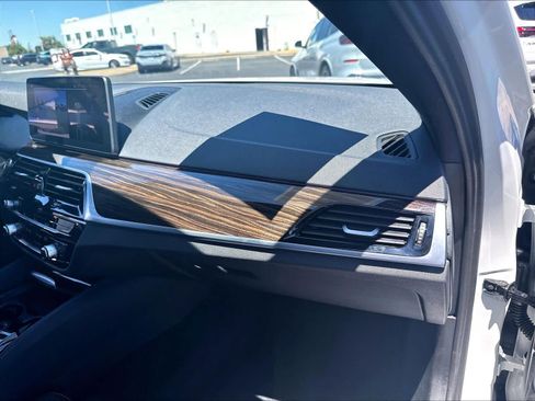 Certified 2023 BMW 540i w/ M Sport Package RWD image 28
