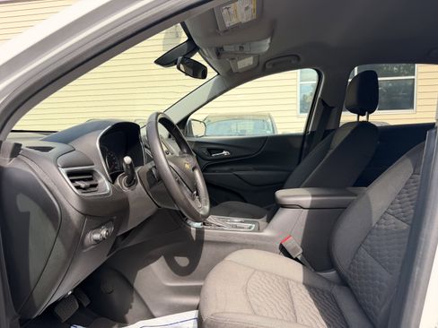 Used 2019 Chevrolet Equinox LT FWD image 15