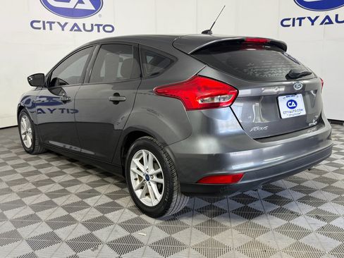 Used 2018 Ford Focus SE image 4