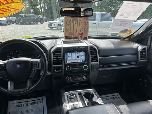 Used 2018 Ford Expedition XLT w/ Equipment Group 202A image 23