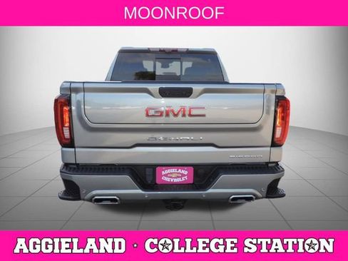 Used 2024 GMC Sierra 1500 Denali w/ Technology Package AWD/4WD image 5