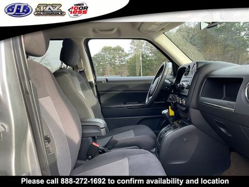 Used 2016 Jeep Patriot Sport w/ Power Value Group image 12