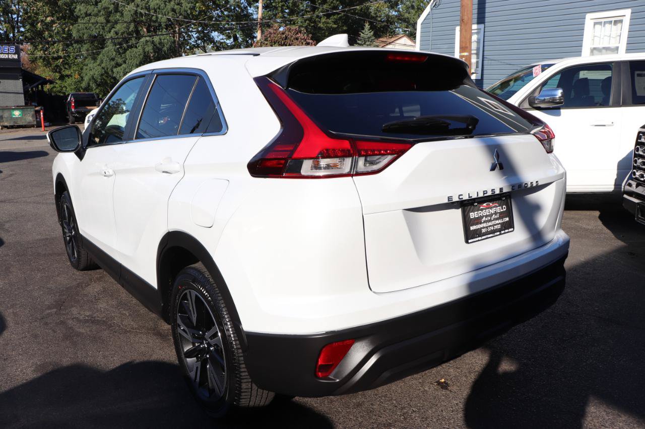 Used 2026 Mitsubishi Eclipse Cross SE AWD/4WD image 3