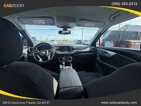 Used 2019 Chevrolet Blazer LT image 23
