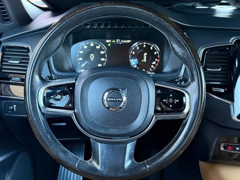 Used 2016 Volvo XC90 T6 Momentum w/ Momentum Plus Package AWD/4WD image 64