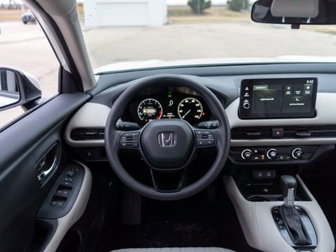 New 2026 Honda HR-V LX image 14