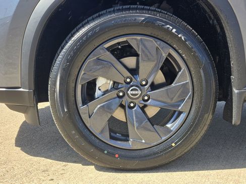 New 2026 Nissan Rogue SV image 11