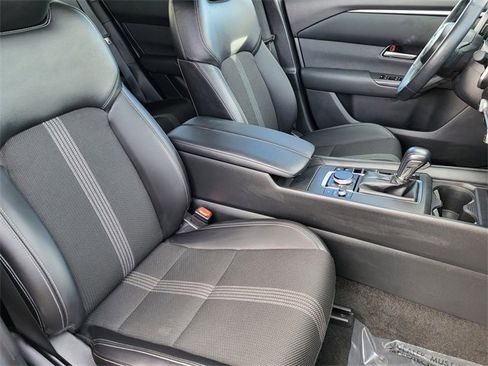 Used 2025 MAZDA CX-50 AWD 2.5 S w/ Preferred Package image 4