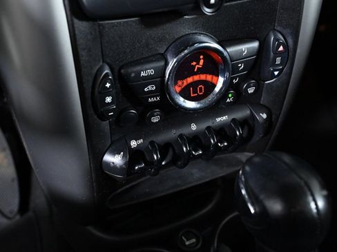 Used 2014 MINI Cooper Paceman FWD image 16