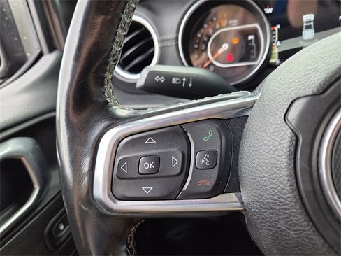 Used 2020 Jeep Gladiator Overland w/ Popular Equipment Package image 36