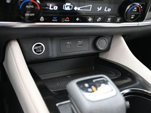 Used 2023 Nissan Rogue SL w/ SL Premium Package FWD image 22