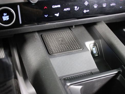 Used 2024 Hyundai Ioniq 6 SEL RWD image 20