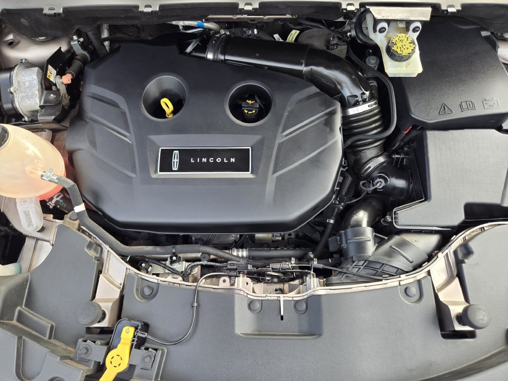 Used 2018 Lincoln MKC Reserve FWD image 31