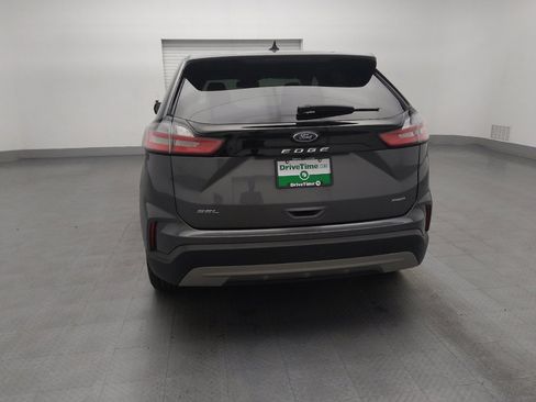 Used 2024 Ford Edge SEL image 6