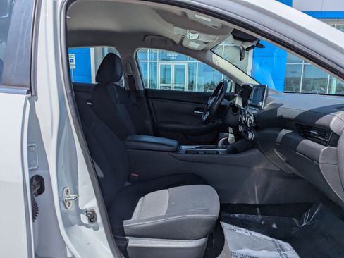 Used 2022 Nissan Sentra SV FWD image 38