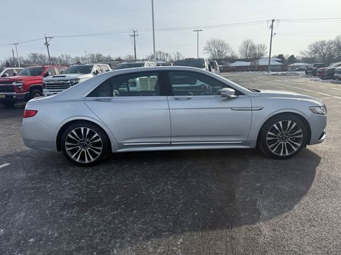 Used 2017 Lincoln Continental Reserve w/ Luxury Package image 7