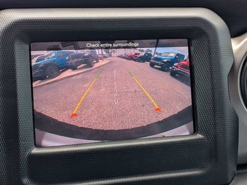 Used 2019 Jeep Wrangler Unlimited Sport S AWD/4WD image 18