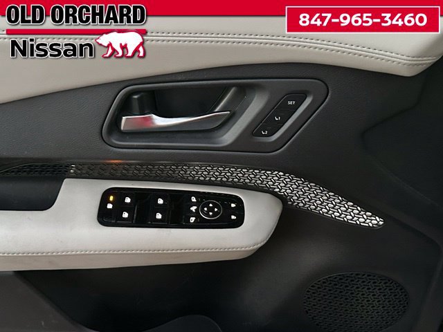 Used 2024 Nissan Ariya AWD image 10