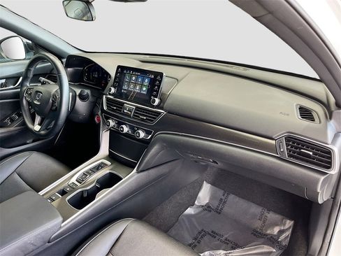 Used 2022 Honda Accord Sport image 26