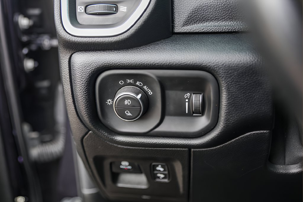 Used 2021 RAM 1500 Lone Star RWD image 15