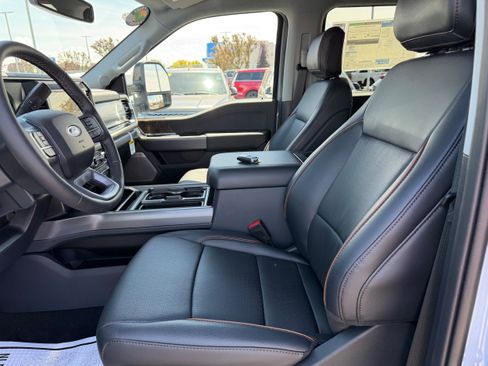 New 2026 Ford F350 Lariat w/ Black Appearance Package AWD/4WD image 23