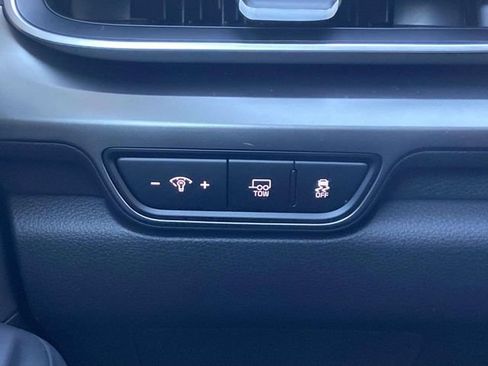 New 2026 Kia Carnival SX w/ SX Dark Edition Package FWD image 18