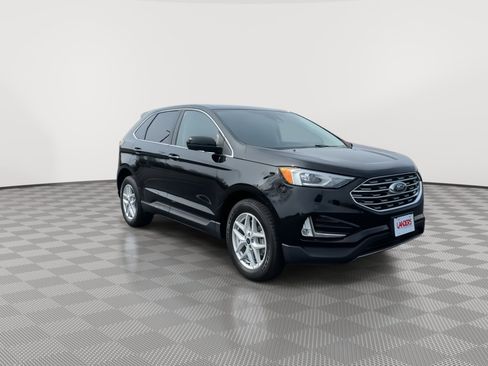 Used 2021 Ford Edge SEL w/ Cargo Accessory Package AWD/4WD image 3