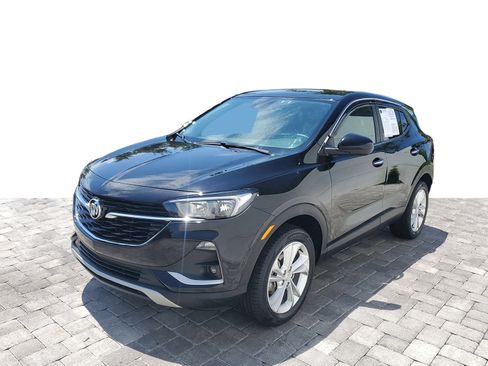 Used 2023 Buick Encore GX Preferred w/ Cold Weather Comfort Package AWD/4WD image 3