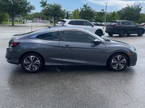 Used 2018 Honda Civic EX-T image 10