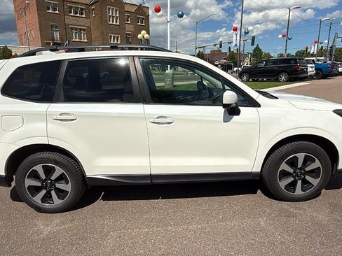 Used 2018 Subaru Forester 2.5i Premium AWD/4WD image 4