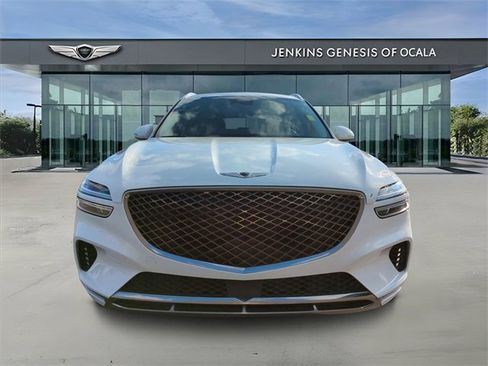 Certified 2022 Genesis GV70 2.5T image 8