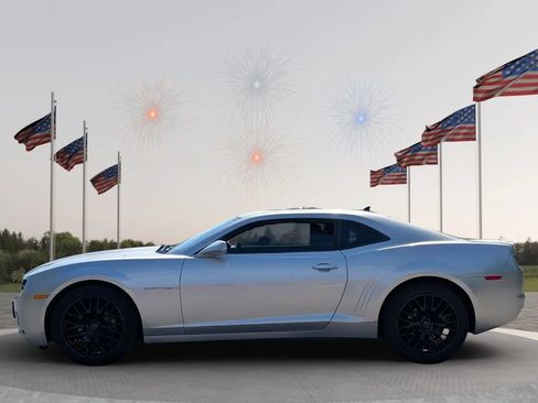 Used 2012 Chevrolet Camaro LT RWD image 5