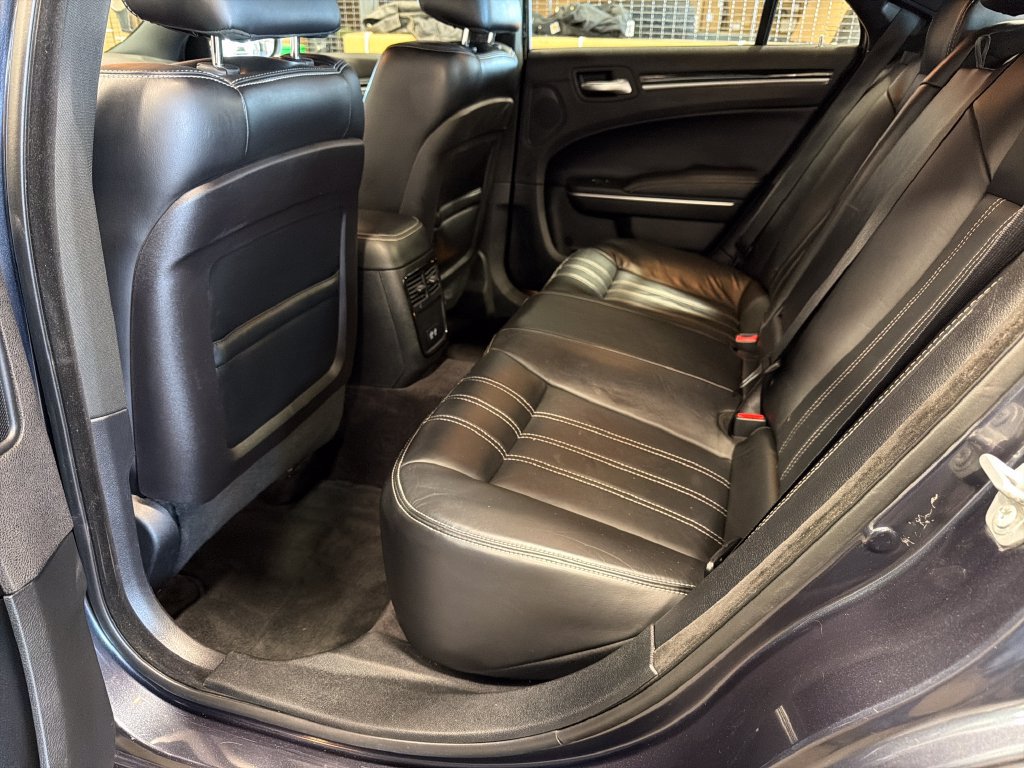 Used 2017 Chrysler 300 S AWD/4WD image 16