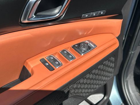 New 2026 Kia Carnival SX image 11