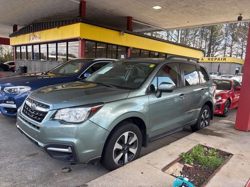 Used 2018 Subaru Forester 2.5i Premium w/ All-Weather Package image 1