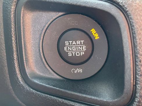 Used 2026 Jeep Gladiator Sport AWD/4WD image 37