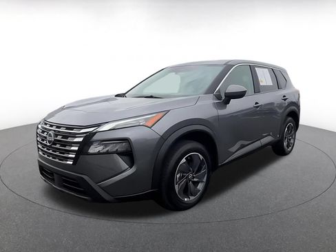 Used 2025 Nissan Rogue SV FWD image 7