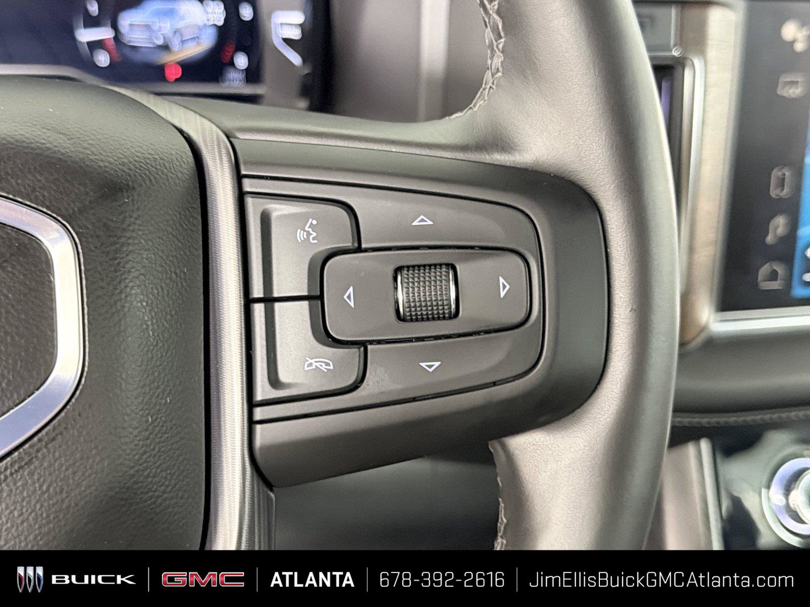 Used 2024 GMC Yukon Denali Ultimate AWD/4WD image 28