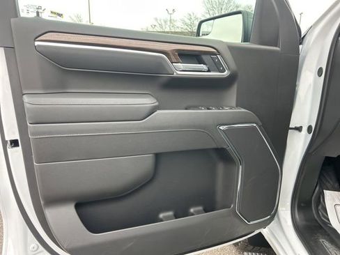 New 2026 Chevrolet Silverado 1500 LT Trail Boss w/ LPO, Dark Essentials Package image 11