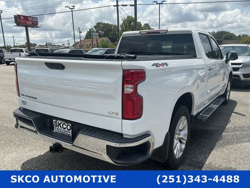 Used 2020 Chevrolet Silverado 1500 LTZ AWD/4WD image 5