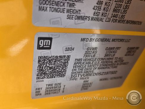 Used 2025 GMC Sierra 1500 SLE w/ Preferred Package image 35