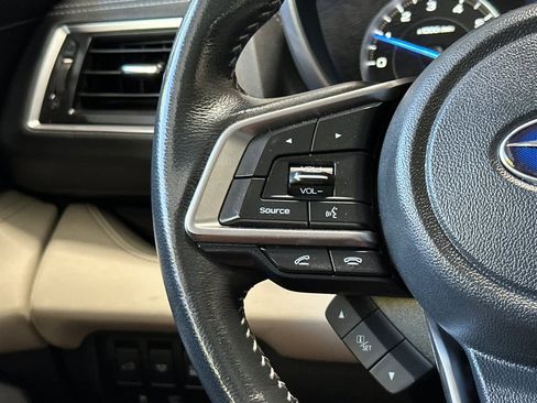 Used 2022 Subaru Ascent Limited w/ Technology Package image 28