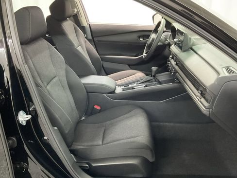 Certified 2026 Honda Accord LX image 28