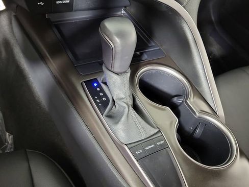 Used 2023 Toyota Camry SE FWD image 30