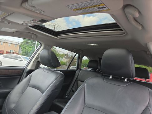 Used 2019 Subaru Outback 2.5i Limited AWD/4WD image 22